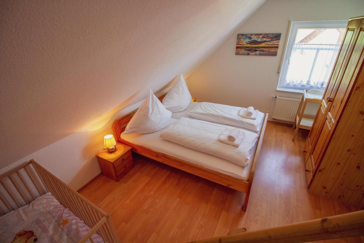 Haus Leuchtturm - Flut Apartment Krummhörn Екстериор снимка