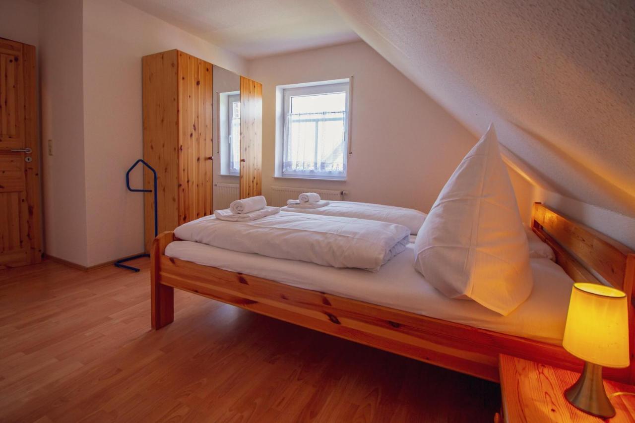 Haus Leuchtturm - Flut Apartment Krummhörn Екстериор снимка